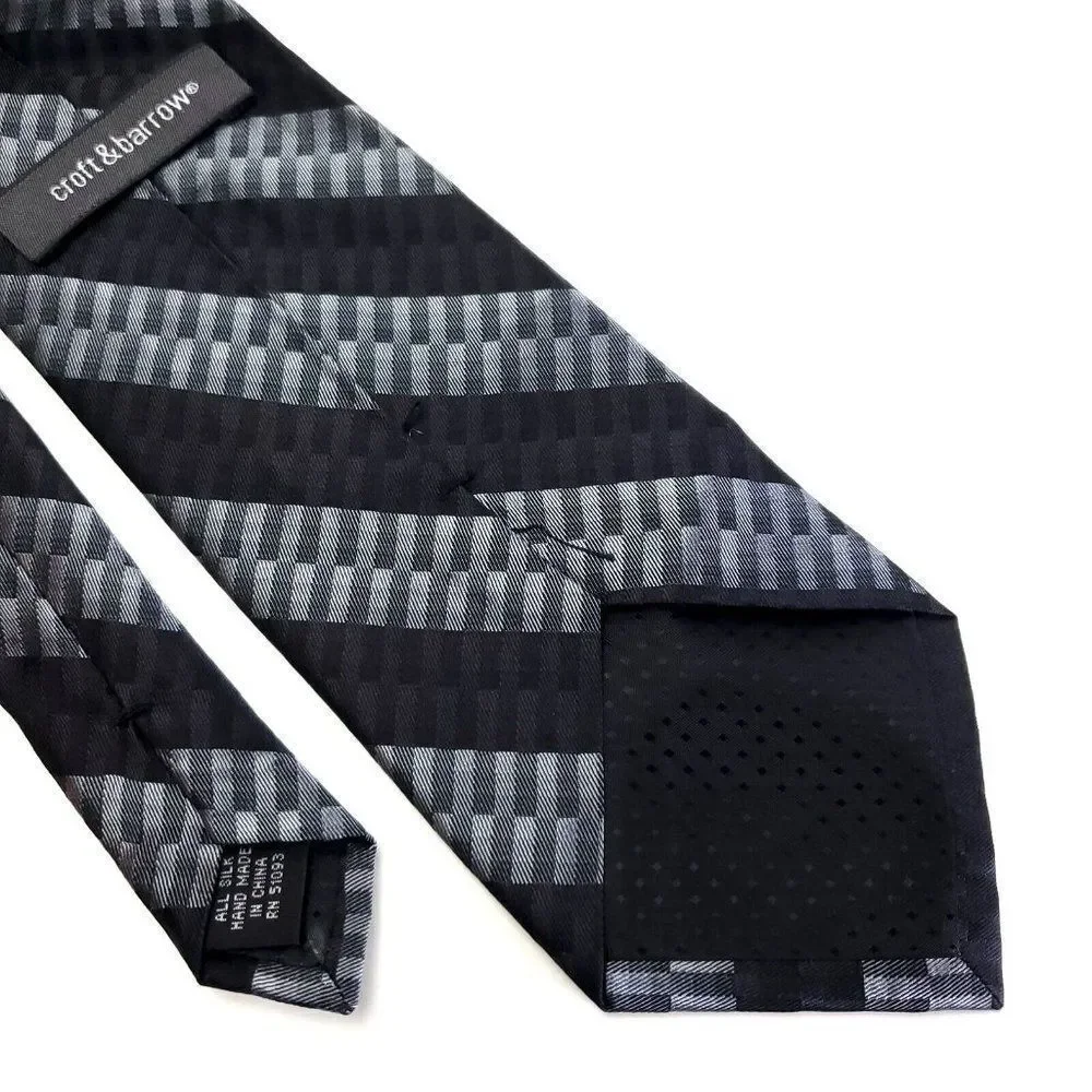 Croft & Barrow Black Gray Striped‎ Geometric Silk Tie